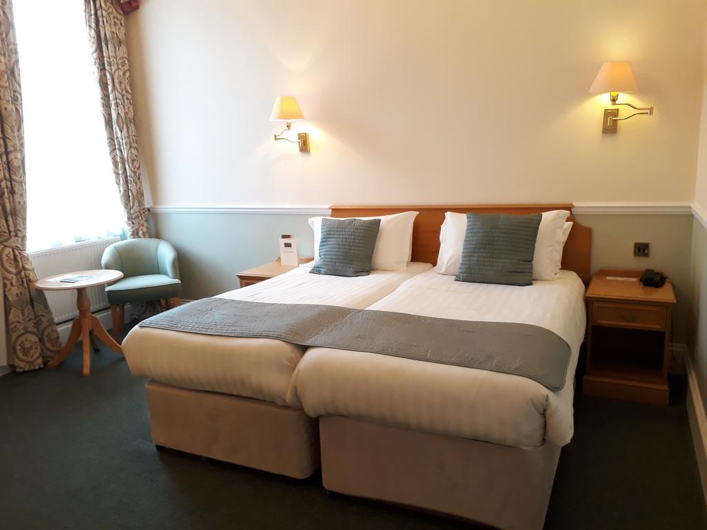Lynford Hall Hotel Mundford Exteriör bild