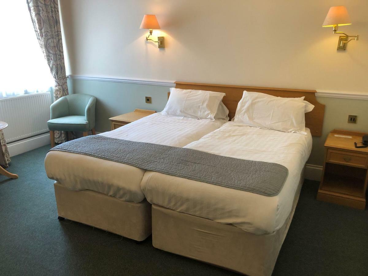 Lynford Hall Hotel Mundford Exteriör bild